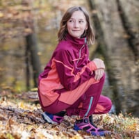 JUNIOR TREK MID WP dětské boty s membránou černá/malinová/modrá
