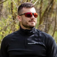 SINNER RED-R BLK sportovní sluneční brýle černá mat